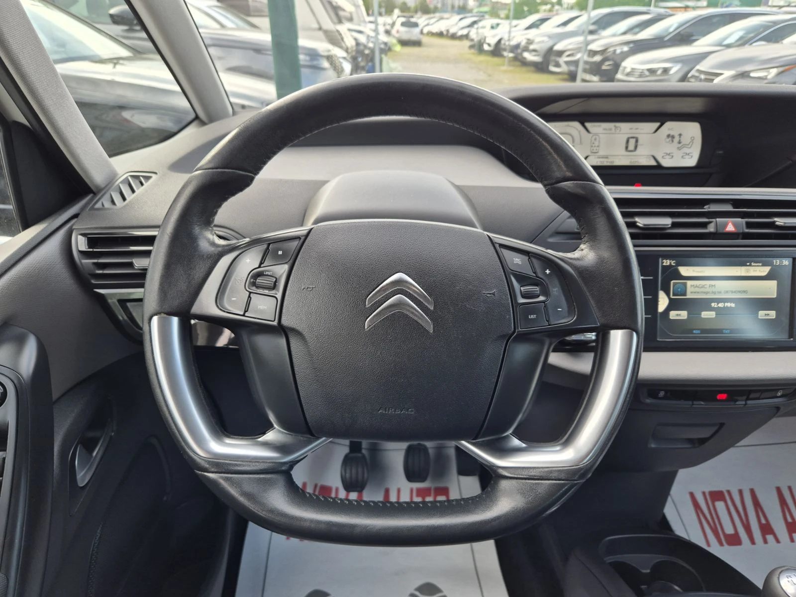 Citroen Grand C4 Picasso 1.6HDI-7 МЕСТА - изображение 9