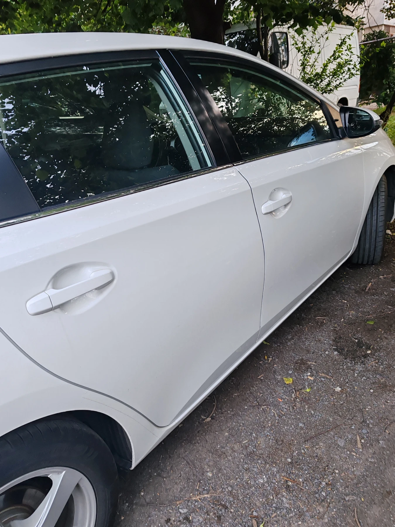 Toyota Auris  - изображение 4