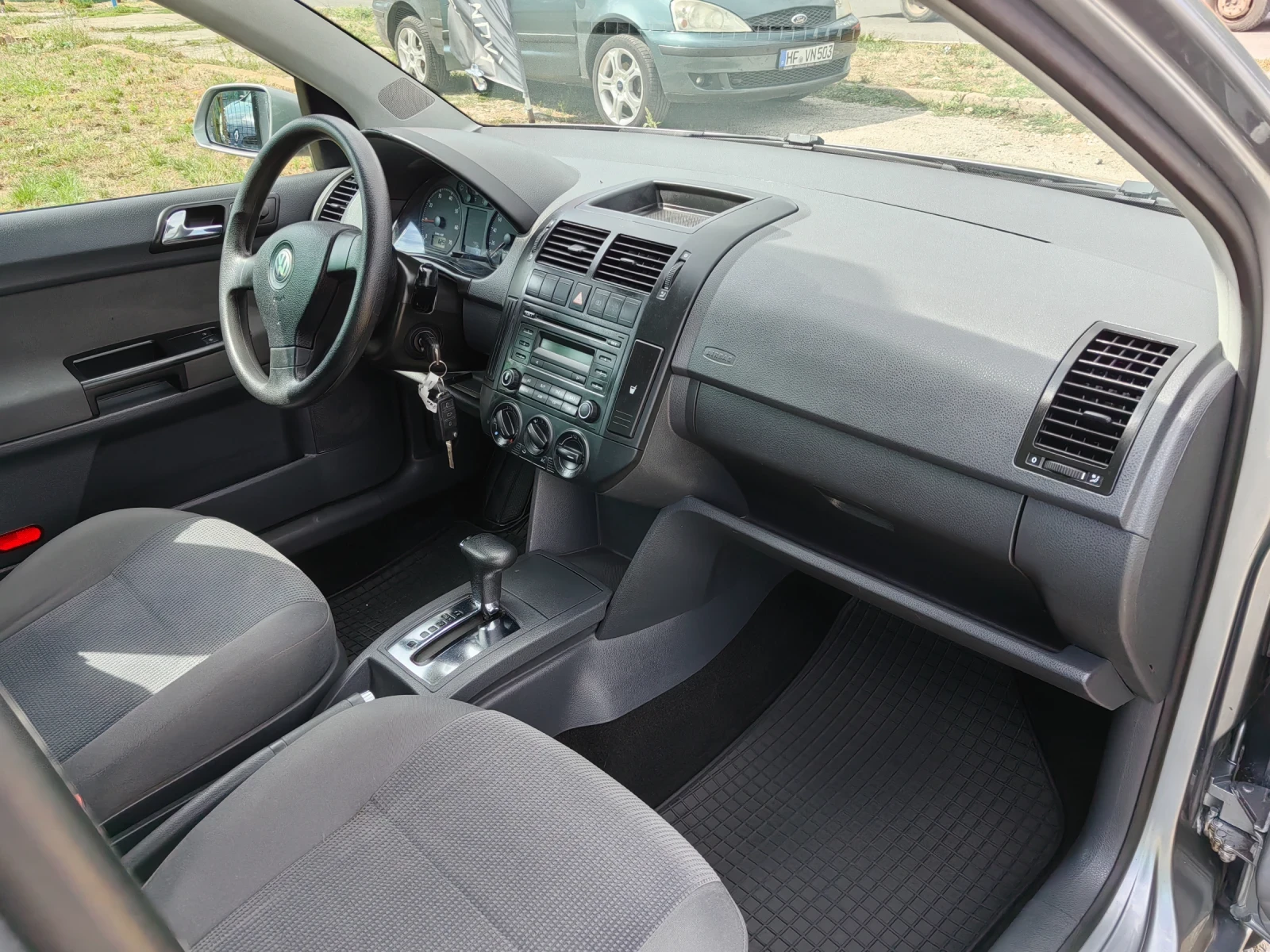 VW Polo 1.4i 75ps - изображение 9