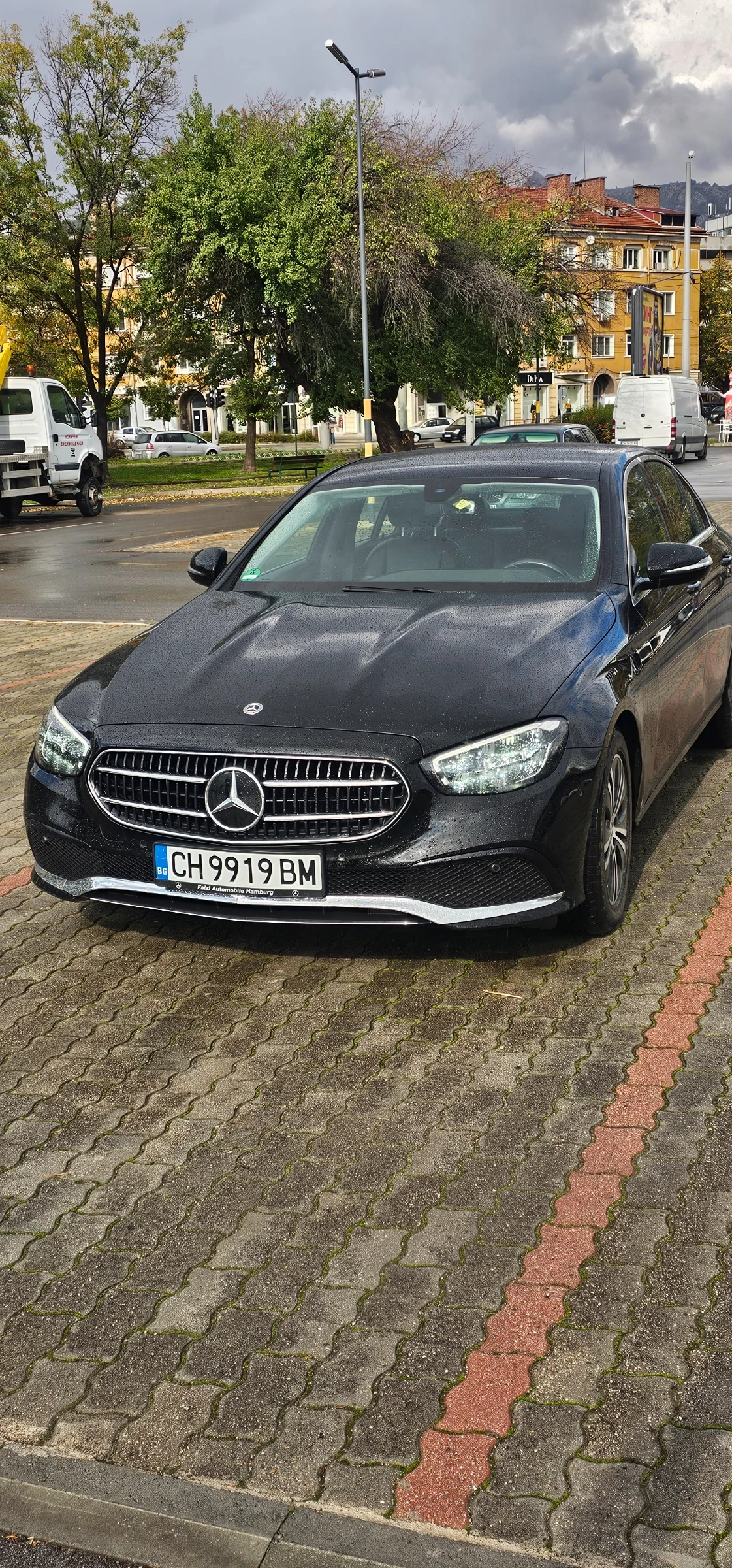Mercedes-Benz E 220 9G tronik  - изображение 9