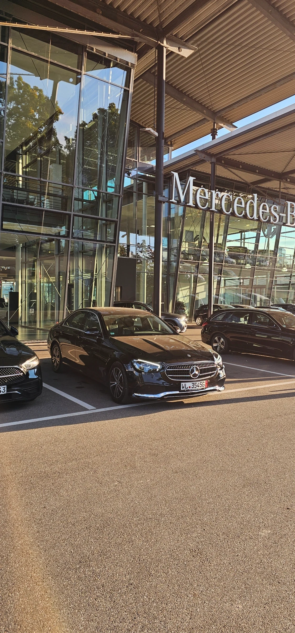 Mercedes-Benz E 220 9G tronik  - изображение 2