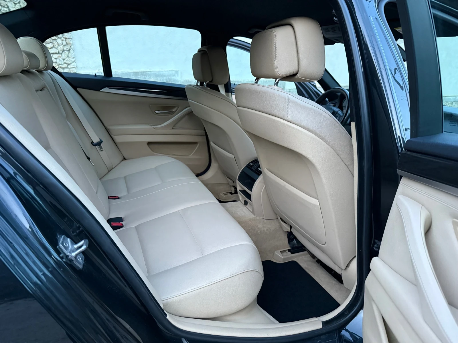 BMW 520 2.0 D  | Mobile.bg   11