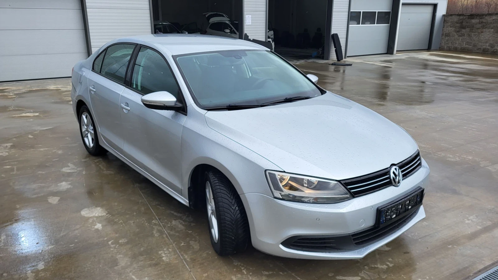 VW Jetta 1.6TDI BLUEMOTION* NAVI* PARKTRONIC  | Mobile.bg � ����������� 6