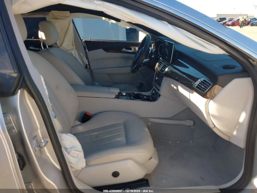 Mercedes-Benz CLS 400 3.0L V-6 DI, DOHC, VVT, TURBO, 329HP Rear Wheel | Mobile.bg � ����������� 11