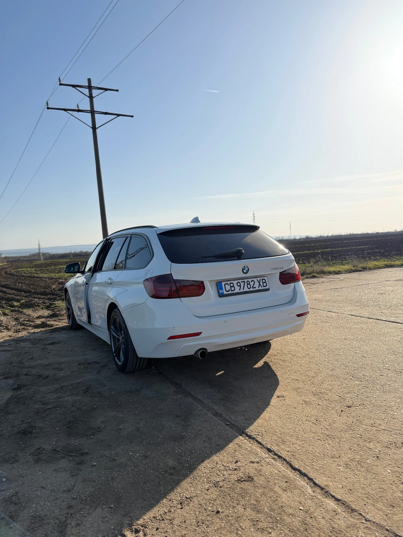BMW 318, снимка 14 - Автомобили и джипове - 53840252