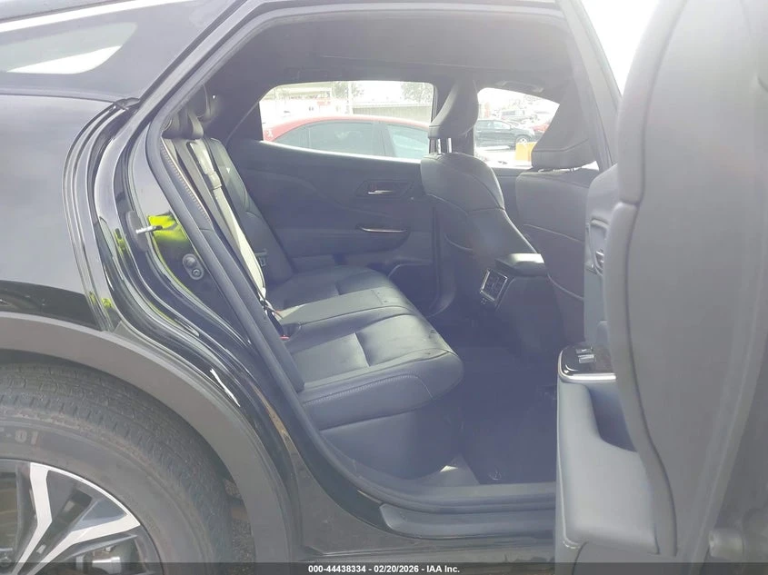 Toyota Crown 2.5l Limited, снимка 8 - Автомобили и джипове - 53936157