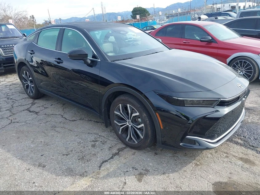 Toyota Crown 2.5l Limited | Auto.bg — изображение 1