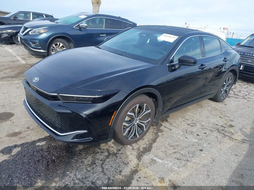 Toyota Crown 2.5l Limited, снимка 2 - Автомобили и джипове - 53936157