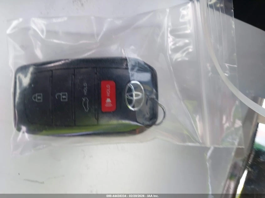 Toyota Crown 2.5l Limited, снимка 11 - Автомобили и джипове - 53936157