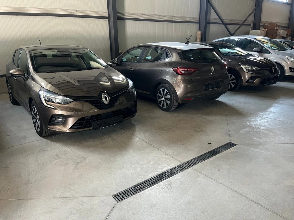 Renault Clio E-tech Hybrid 1.6, снимка 14 - Автомобили и джипове - 54145857