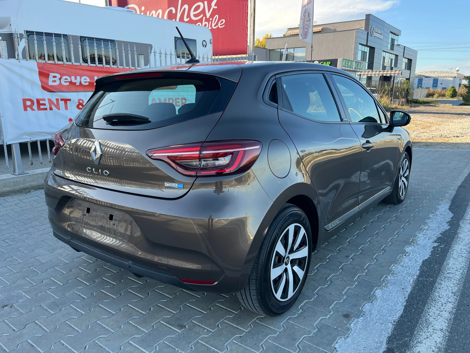 Renault Clio E-tech Hybrid 1.6, снимка 6 - Автомобили и джипове - 54145857