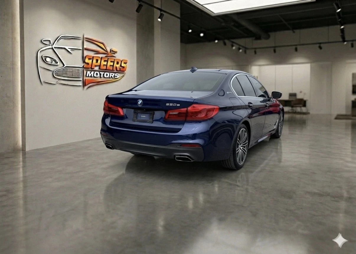 BMW 530E PLUG-IN HYBRID * M ПАКЕТ * iPERFORMANCE * CARFAX *, снимка 2 - Автомобили и джипове - 54382864
