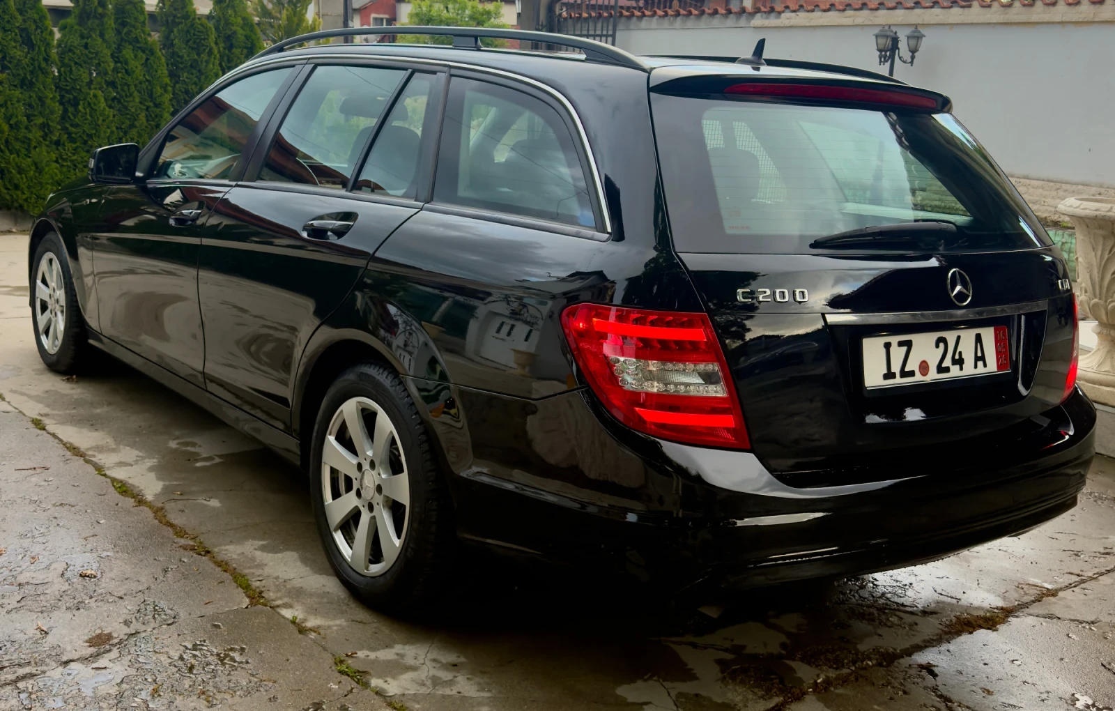 Mercedes-Benz C 200 Автомат/подгрев/Германия/, снимка 4 - Автомобили и джипове - 54520079