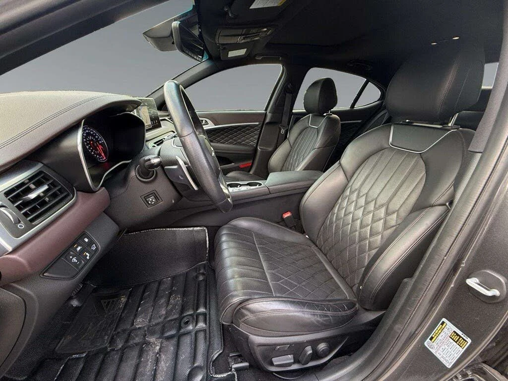 Genesis G70 3.3T RWD, снимка 11 - Автомобили и джипове - 54597902