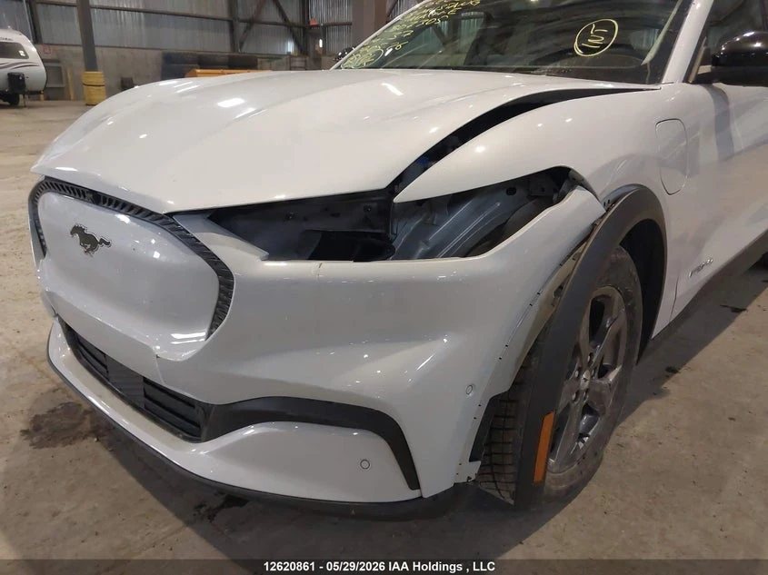 Ford Mustang Mach-E Select, снимка 6 - Автомобили и джипове - 55040943