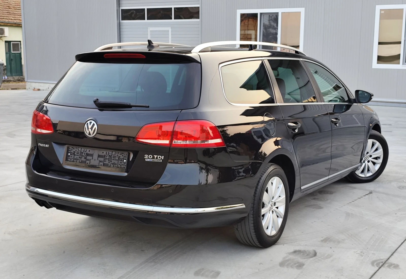 VW Passat 2.0TDI-NAVI-КОЖА-ПАНОРАМА-ПОДГРЯВАНЕ-EURO-5, снимка 6 - Автомобили и джипове - 55164981
