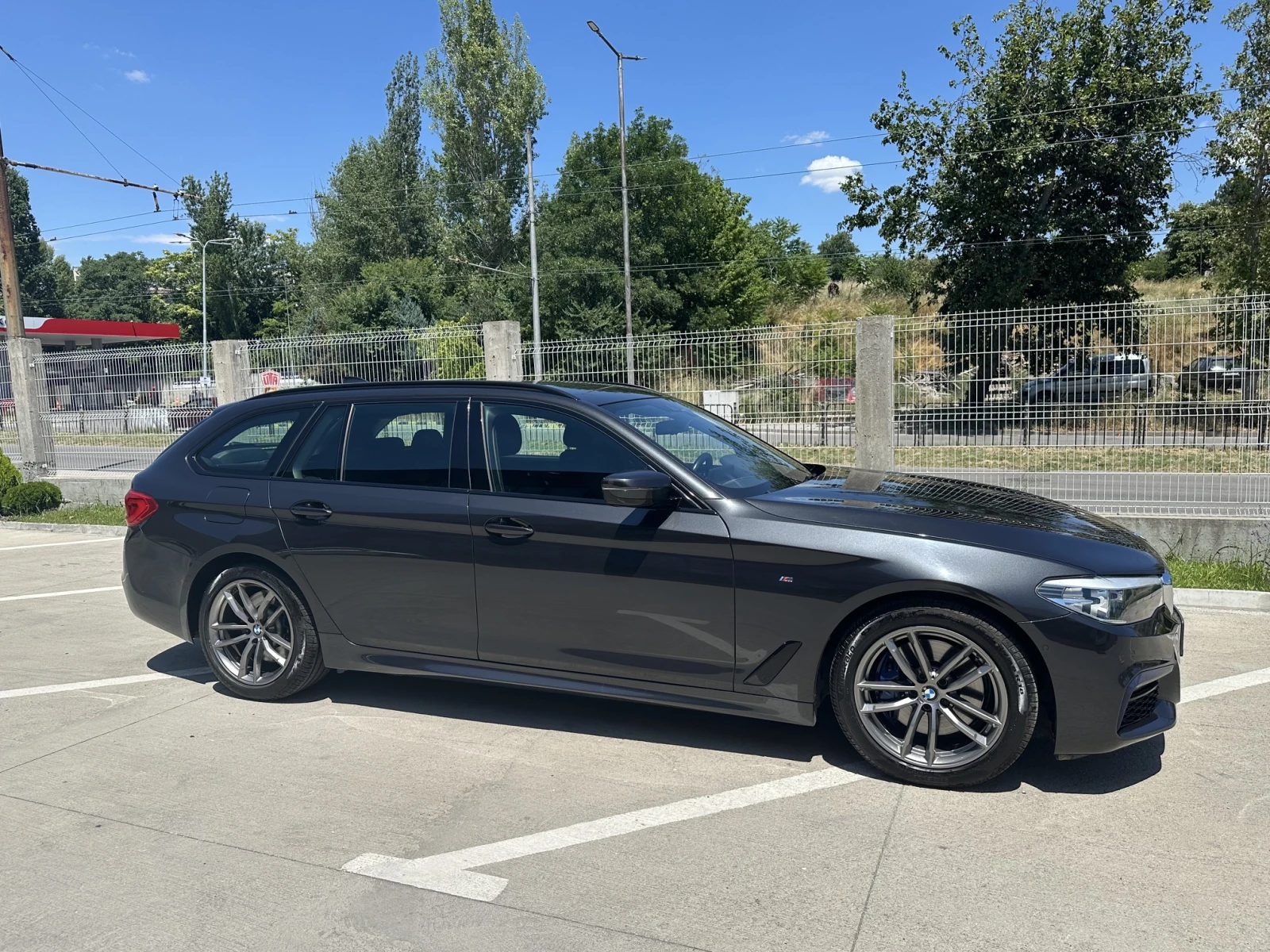 BMW 530 530dxDrive Touring JN51  M Sportpacket, снимка 3 - Автомобили и джипове - 55211564