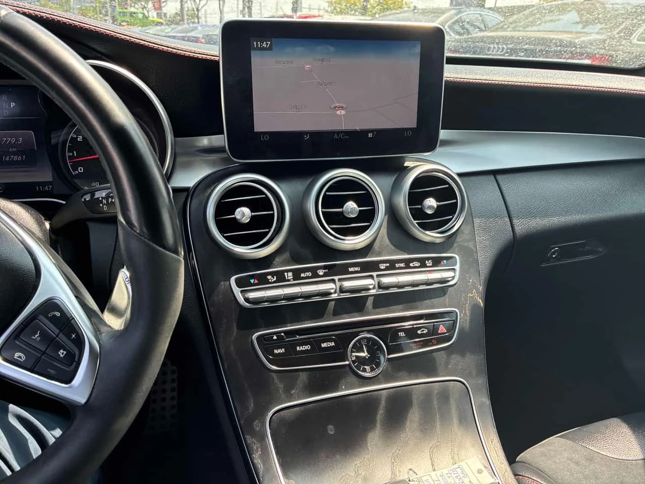 Mercedes-Benz C 43 AMG CARFAX/ПАНОРАМА/ПОДГРЕВ/НАВИ/ПАМЕТ/360/КЛИП, снимка 9 - Автомобили и джипове - 55328065