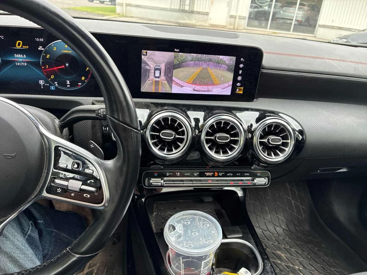 Mercedes-Benz CLA 250 * ЛИЦЕНЗИРАН ДИЛЪР * CARFAX, снимка 9 - Автомобили и джипове - 55593221