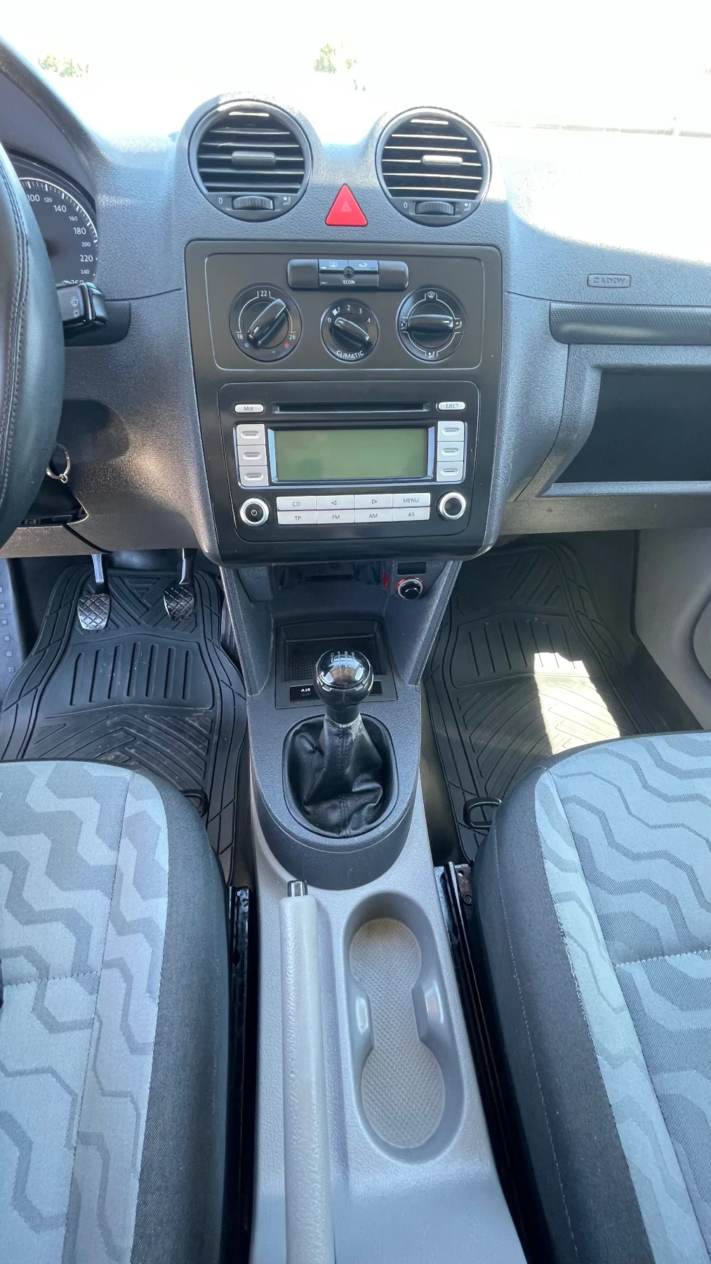 VW Caddy 2.0sdi ТОВАРНО, снимка 8 - Автомобили и джипове - 55785424