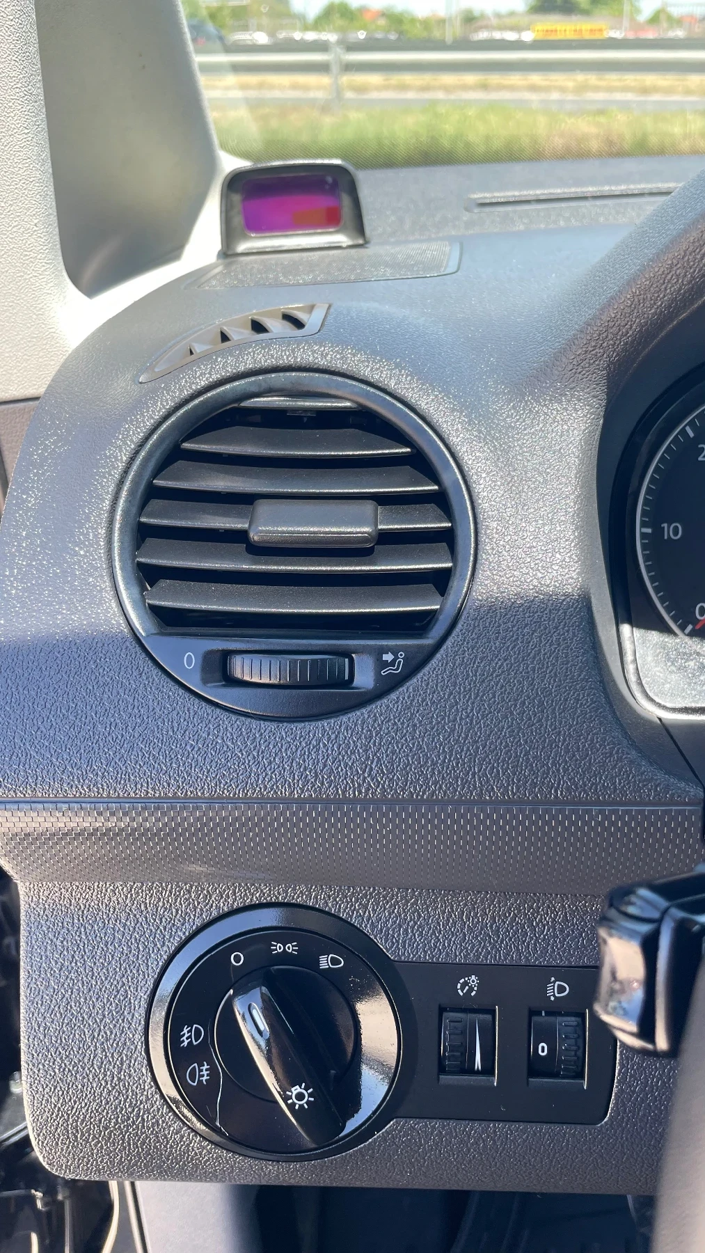 VW Caddy 2.0sdi ТОВАРНО, снимка 10 - Автомобили и джипове - 55785424