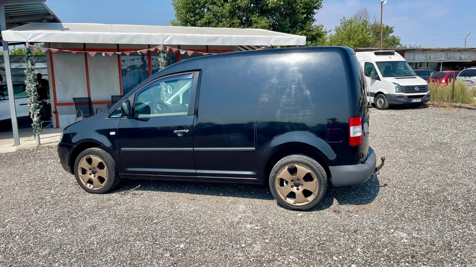 VW Caddy 2.0sdi ТОВАРНО, снимка 4 - Автомобили и джипове - 55785424