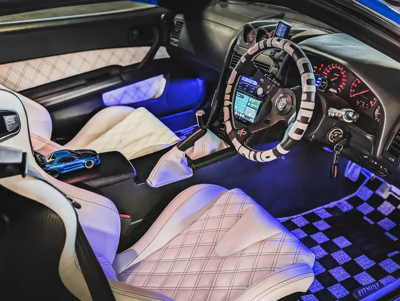 Nissan Skyline R34, снимка 8 - Автомобили и джипове - 56140144