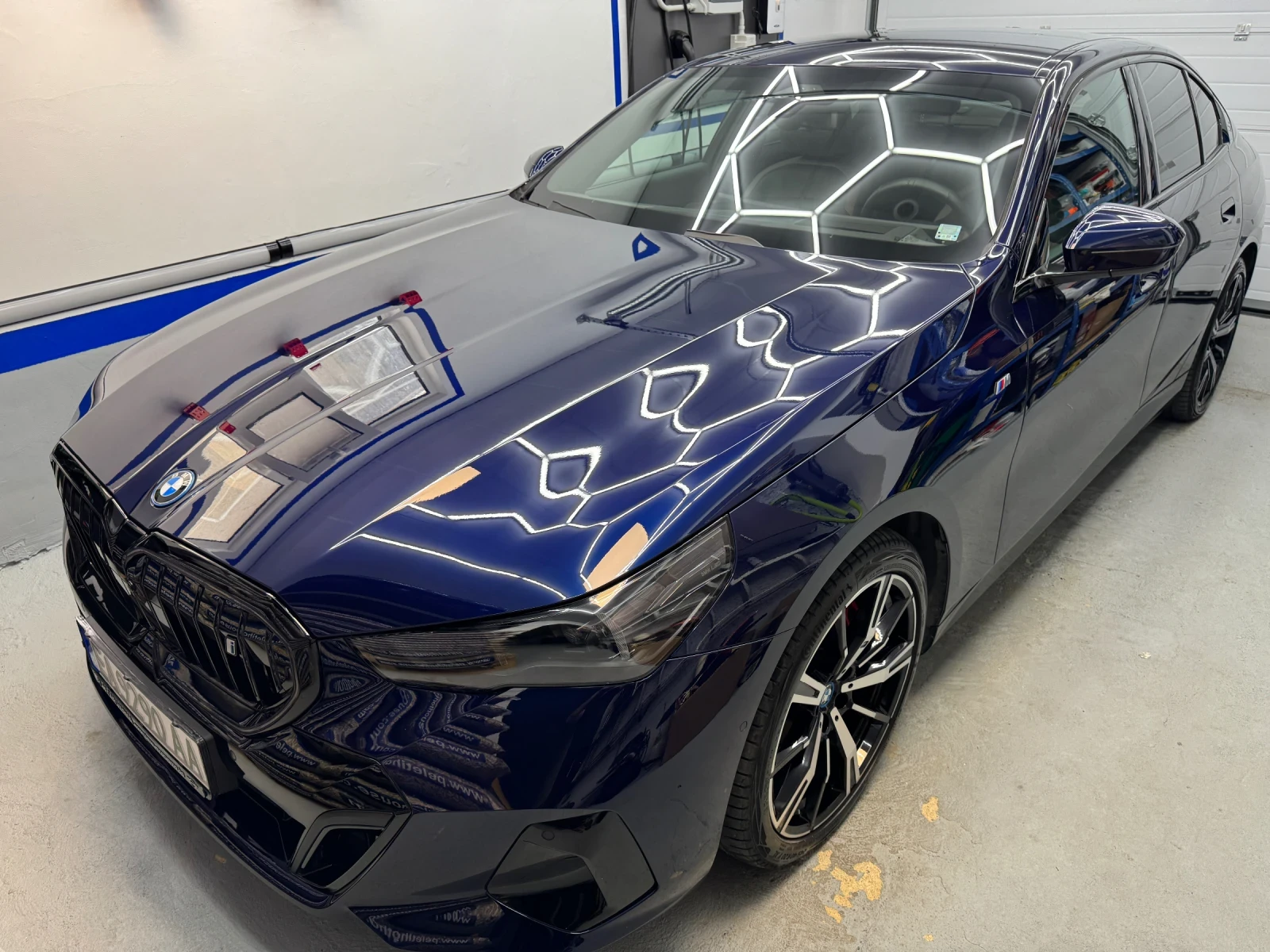 BMW i5 xdrive40 | Mobile.bg � ����������� 10