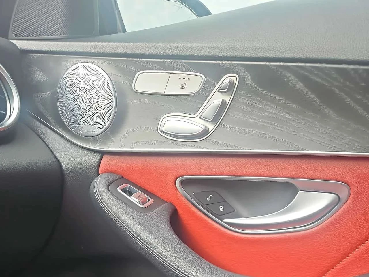 Mercedes-Benz C 300, снимка 11 - Автомобили и джипове - 56713074
