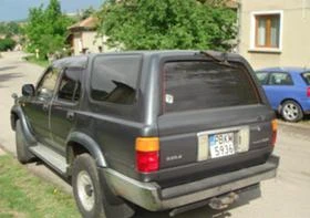 Toyota Hilux 2.4TURBO, снимка 4