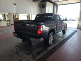 Toyota Tundra * SR5 PLUS CREW CAB SHORT BED * AWD * CARFAX * , снимка 3