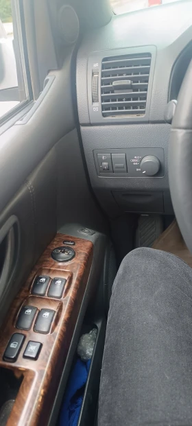 Обява за продажба на Kia Sorento 4* 4 Бързи И Бавни ~6 000 лв. - изображение 1 | Auto.bg Обява за продажба на Kia Sorento 4* 4 Бързи И Бавни ~6 000 лв. - изображение 1