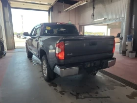 Toyota Tundra * SR5 PLUS CREW CAB SHORT BED * AWD * CARFAX *  | Mobile.bg � ����� ������ 5