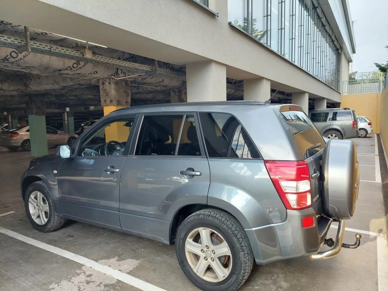 Suzuki Grand vitara 2.0, снимка 2 - Автомобили и джипове - 40878368