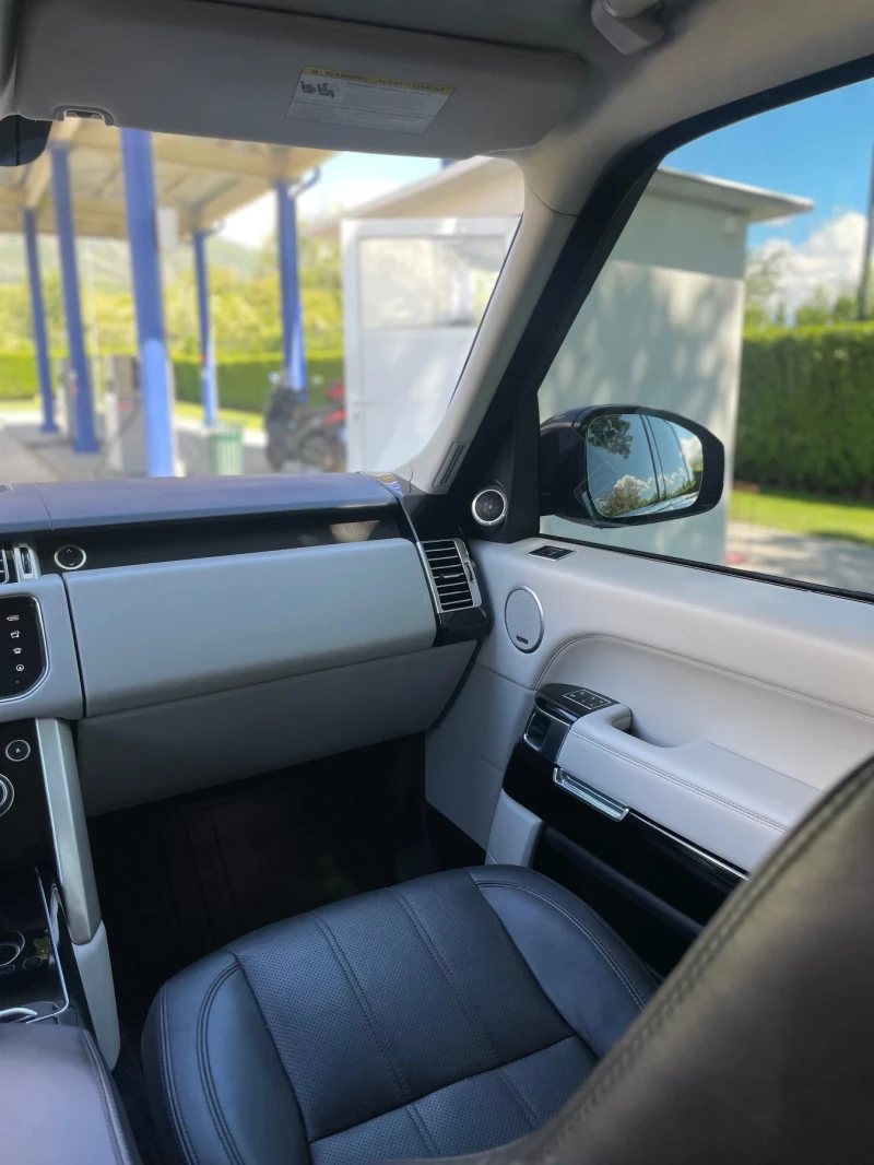 Land Rover Range rover Range Rover Vogue* MERIDIAN* PANO* SOFT CLOSE, снимка 14 - Автомобили и джипове - 52326415