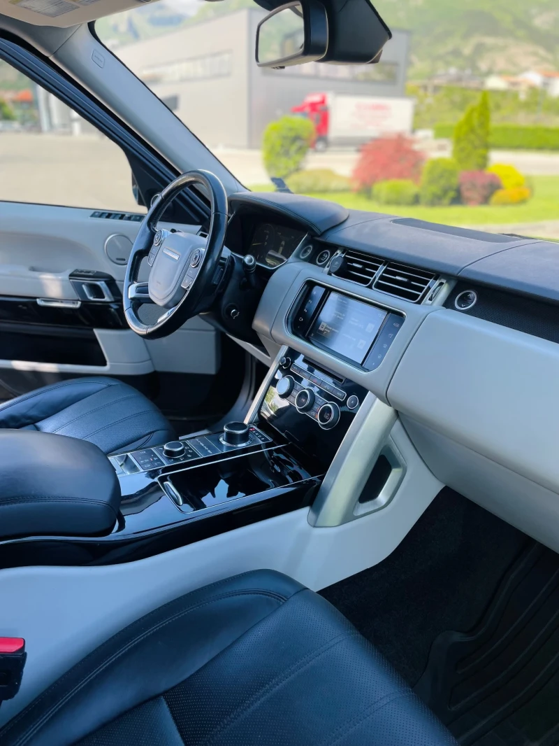 Land Rover Range rover Range Rover Vogue* MERIDIAN* PANO* SOFT CLOSE, снимка 9 - Автомобили и джипове - 52326415