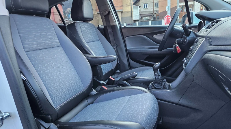 Opel Mokka 1.4 T Gaz/Navig/Koja/Euro6b, снимка 12 - Автомобили и джипове - 52795625