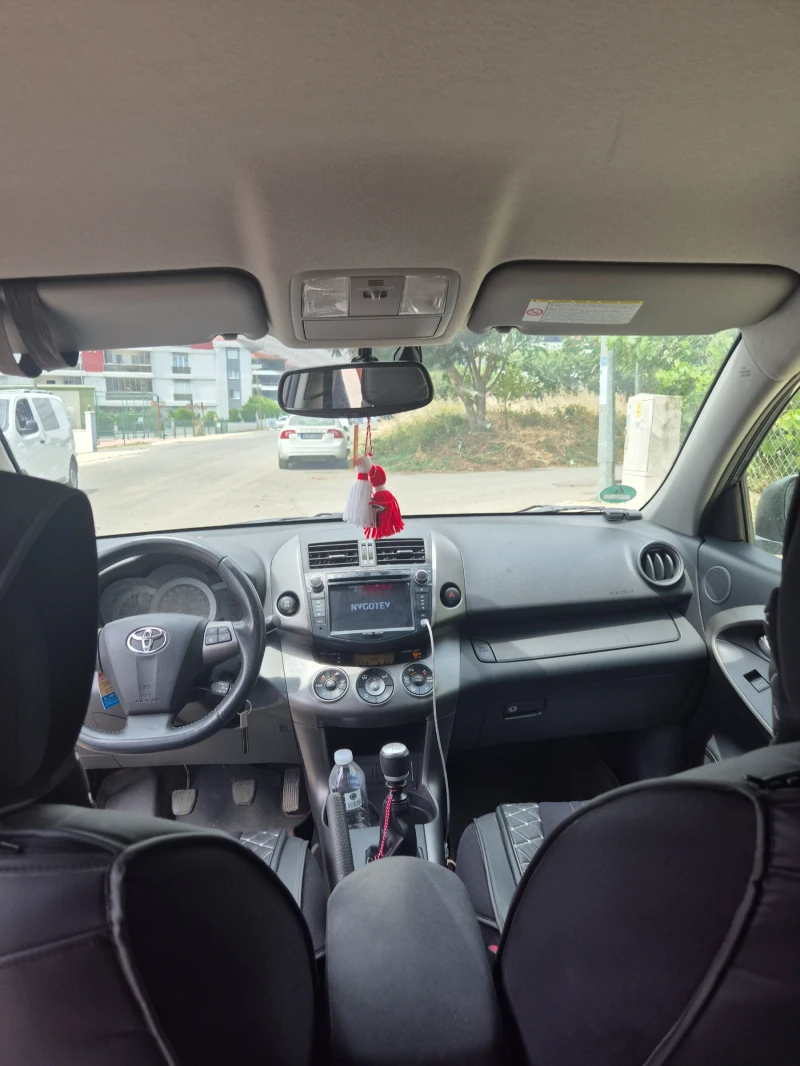 Toyota Rav4 2.2D4D-LUXURY-136k.c., снимка 4 - Автомобили и джипове - 53101813