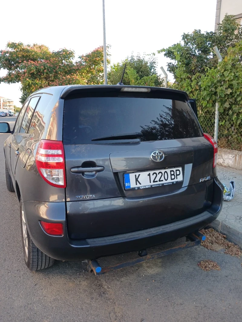 Toyota Rav4 2.2D4D-LUXURY-136k.c., снимка 6 - Автомобили и джипове - 53101813