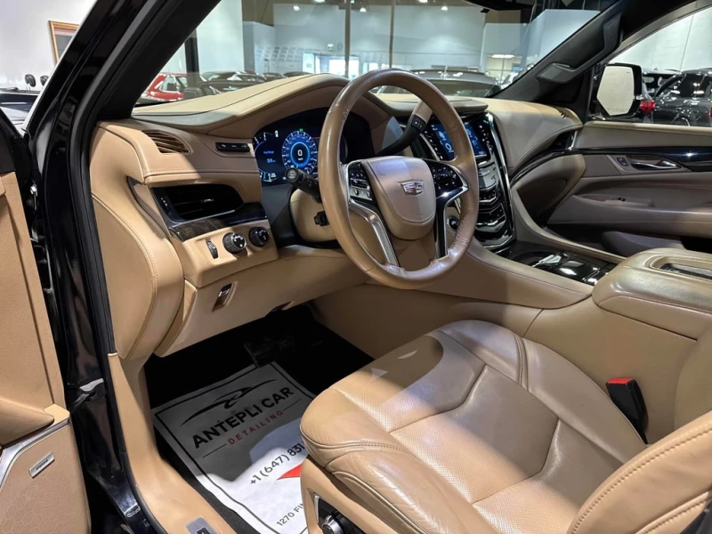 Cadillac Escalade * Platinum * DISTRONIC* HEAD-UP * ОБДУХВАНЕ , снимка 5 - Автомобили и джипове - 53277137