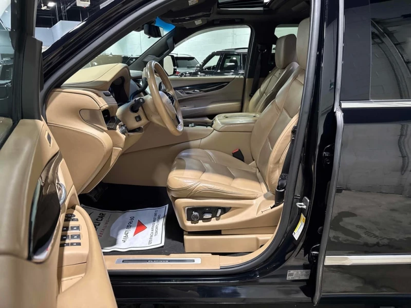 Cadillac Escalade * Platinum * DISTRONIC* HEAD-UP * ОБДУХВАНЕ , снимка 12 - Автомобили и джипове - 53277137