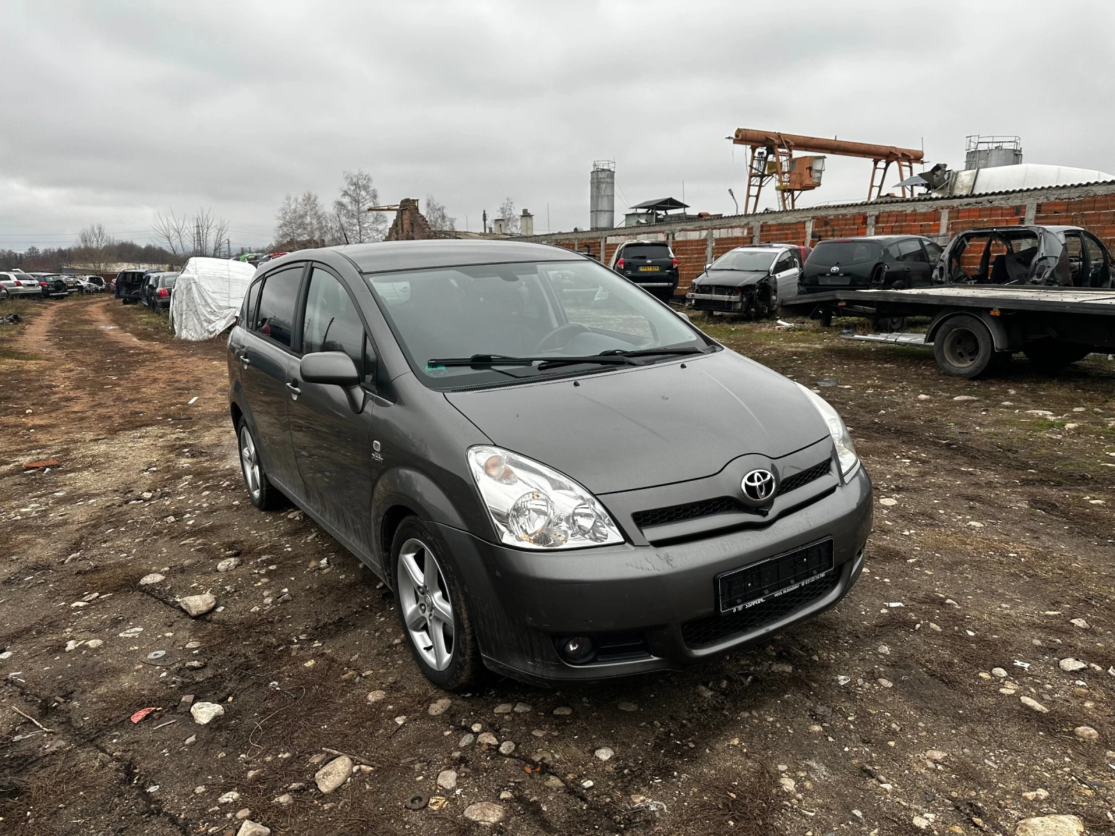 Toyota Corolla verso 2.2 D-Cat 177к.с НАВИГАЦИЯ 360Камери - изображение 3