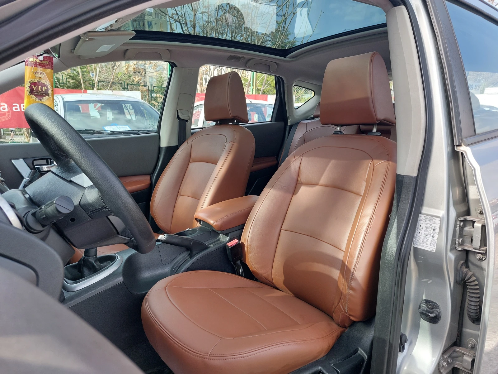 Nissan Qashqai 1.6i* 36м. х 271лв.*  - изображение 9