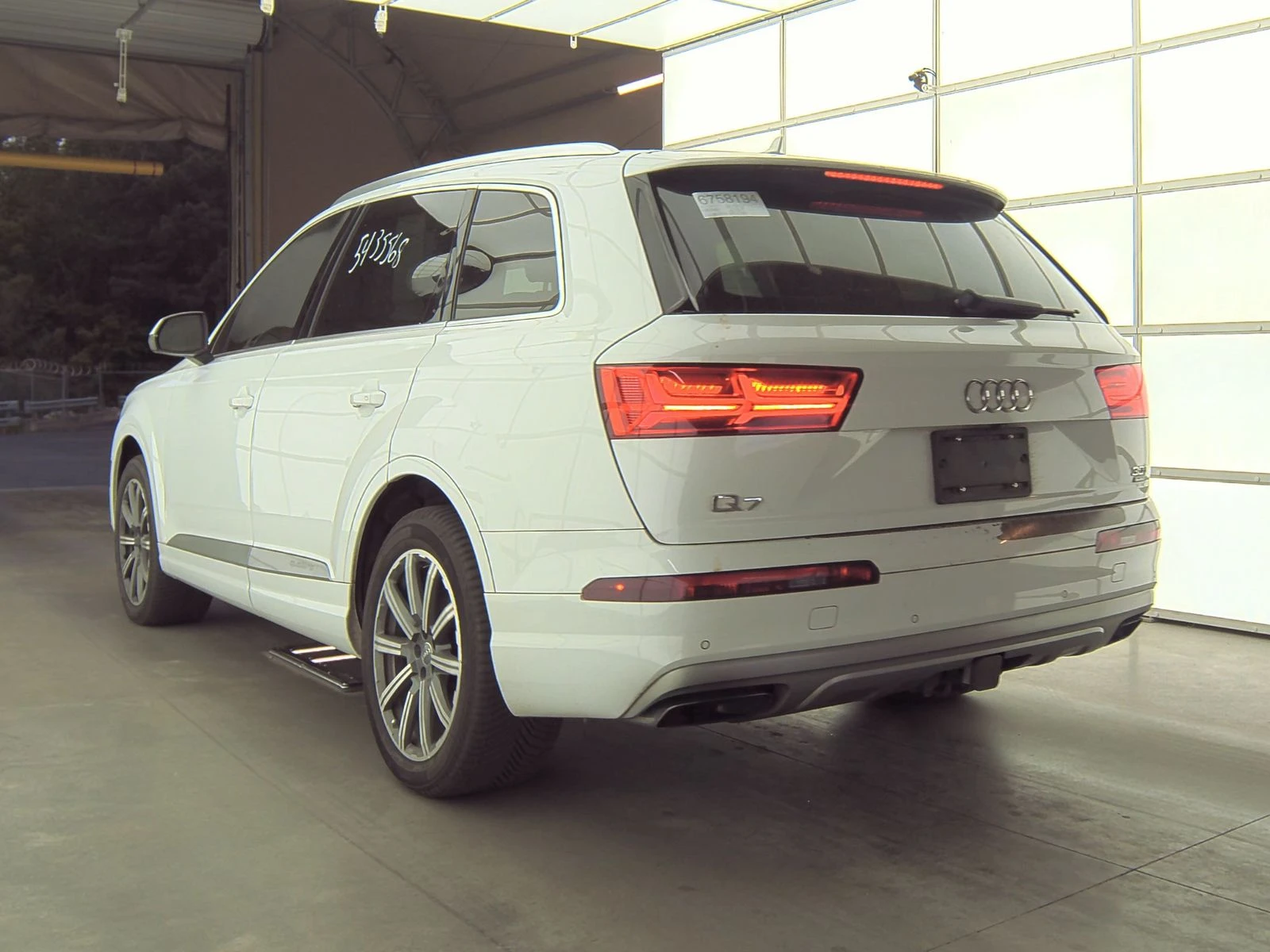 Audi Q7 Premium Plus Обдух* Диг.табло* Full LED* Пано*  - изображение 6