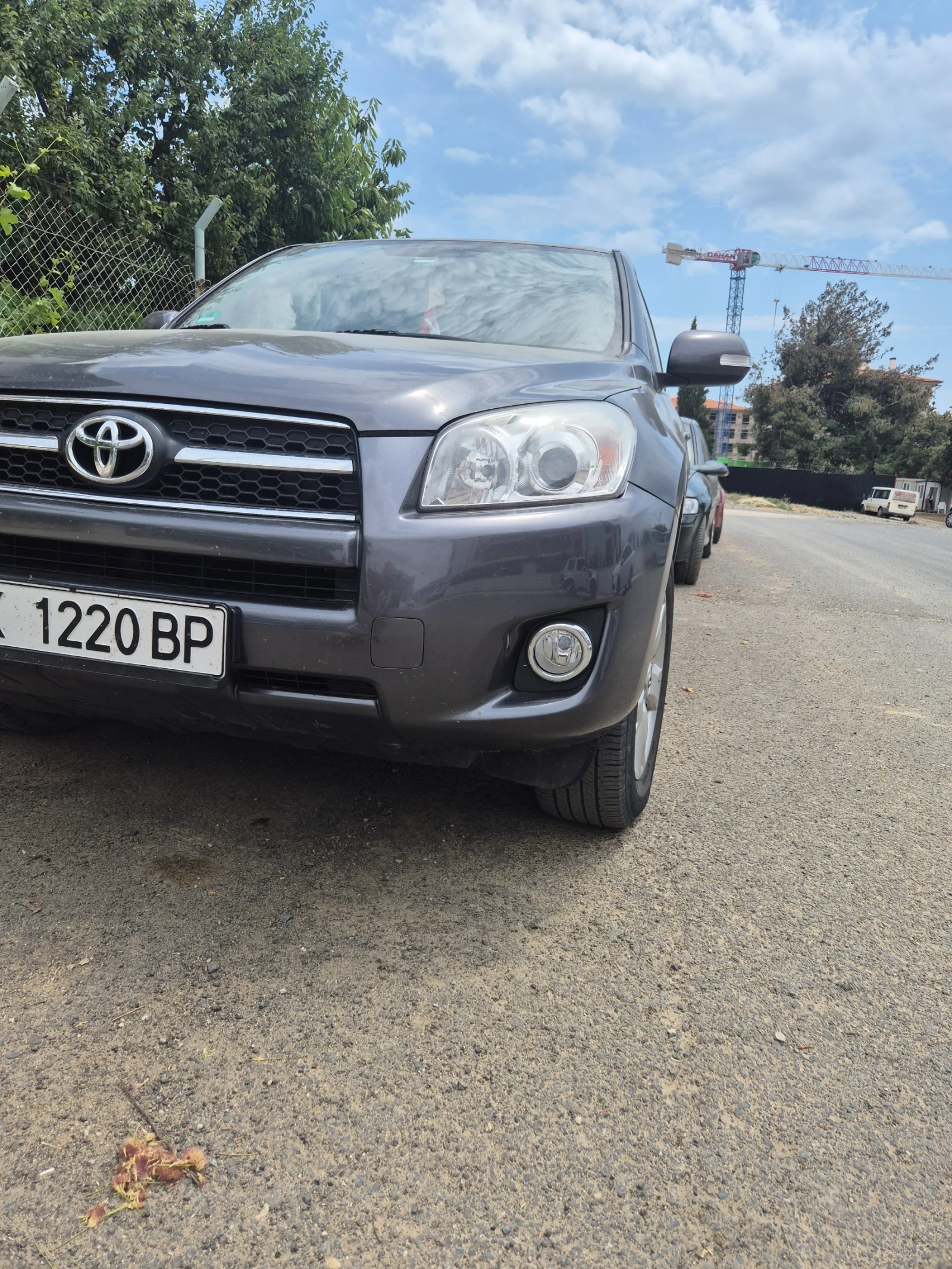 Toyota Rav4 2.2D4D-LUXURY-136k.c. - изображение 2