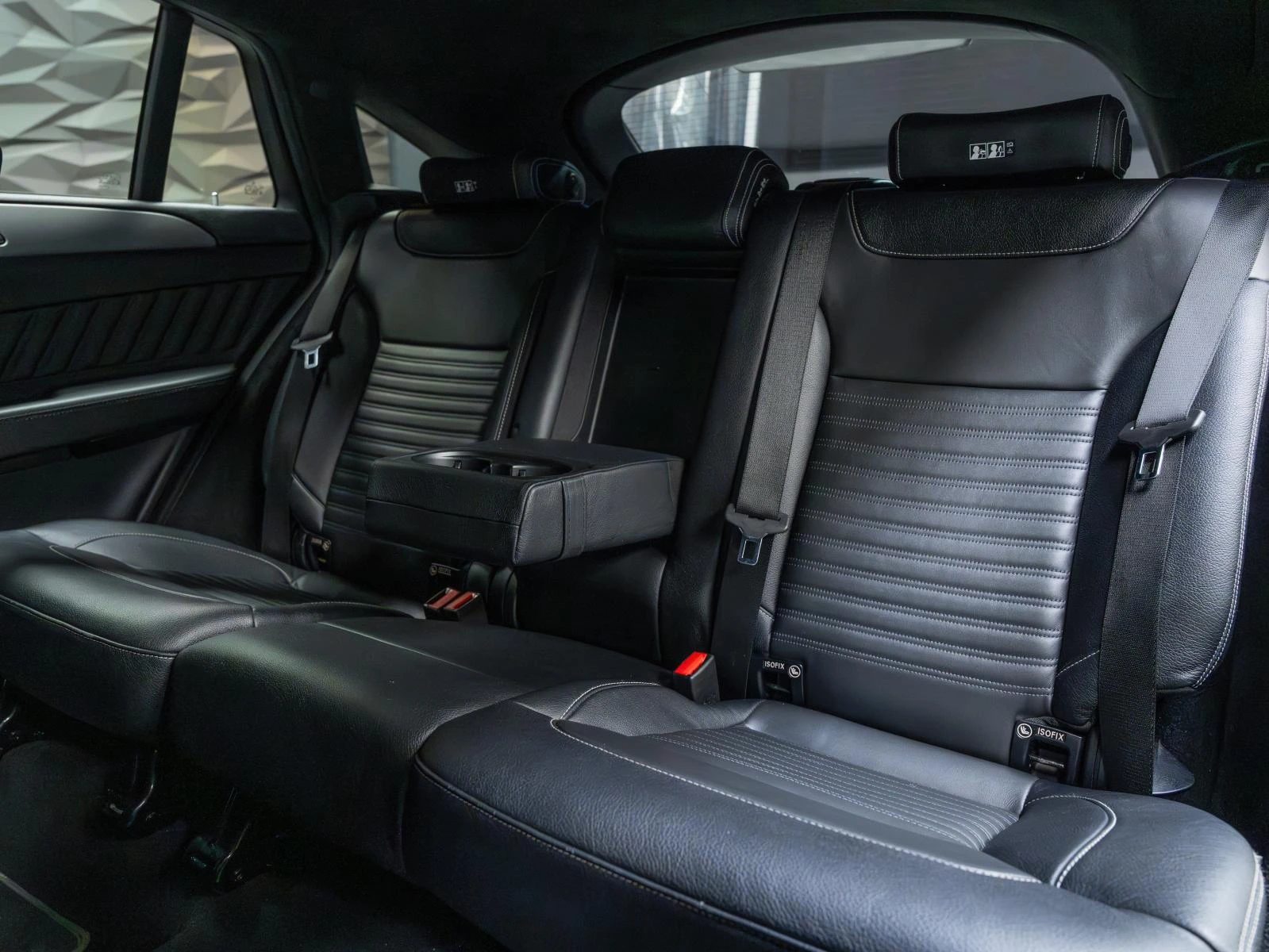 Mercedes-Benz GLE 350 D 4MATIC* COUPE* AMG LINE* KEYLESS* ПОДГРЕВ* DYNAM, снимка 11 - Автомобили и джипове - 53982526