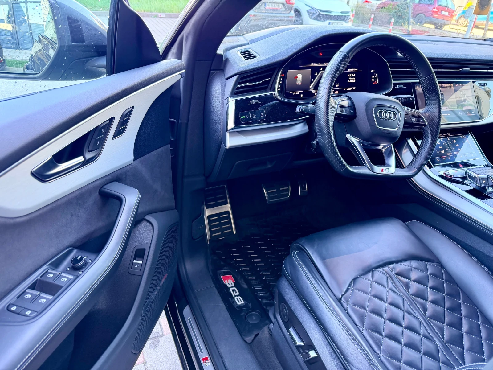 Audi SQ8, снимка 7 - Автомобили и джипове - 54284144