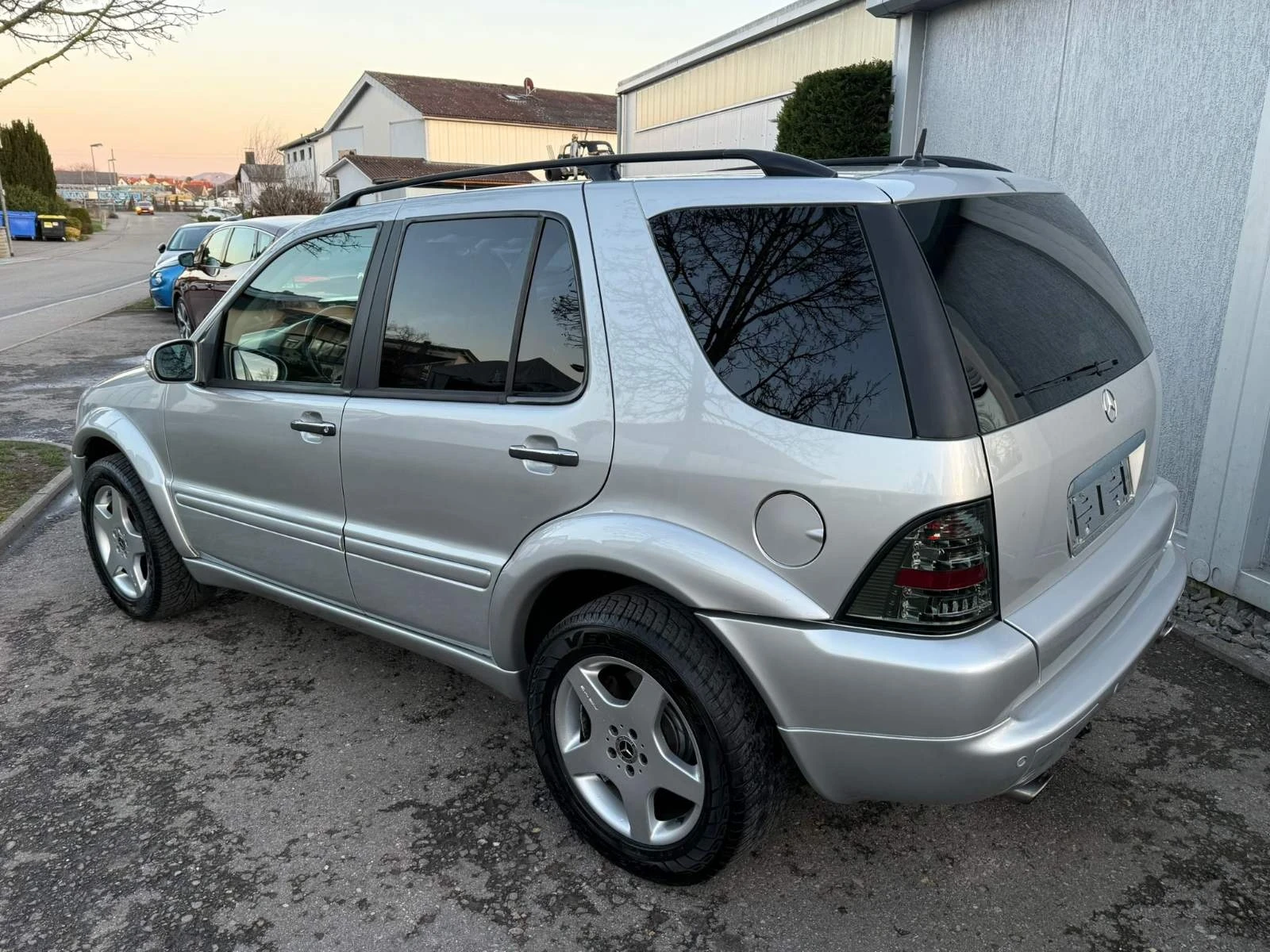 Mercedes-Benz ML 55 AMG Джип, снимка 14 - Автомобили и джипове - 54371911