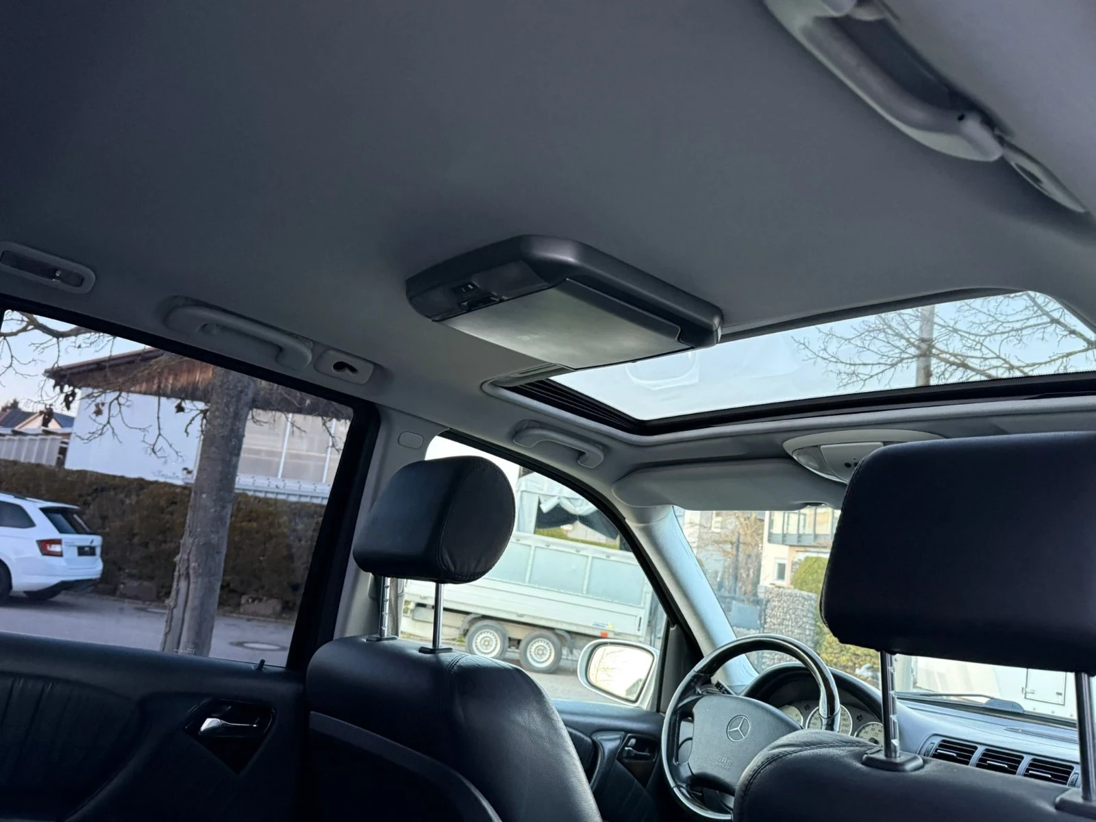 Mercedes-Benz ML 55 AMG Джип, снимка 2 - Автомобили и джипове - 54371911