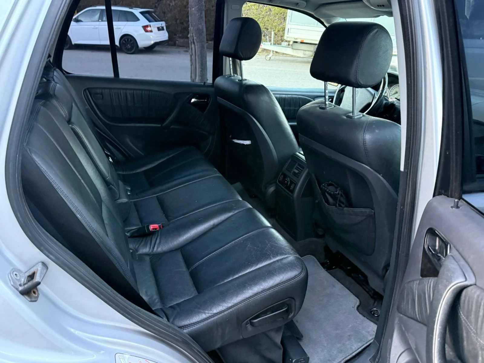 Mercedes-Benz ML 55 AMG Джип, снимка 6 - Автомобили и джипове - 54371911